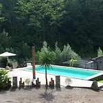 Magic Mill Castagnetoli בית נופש *