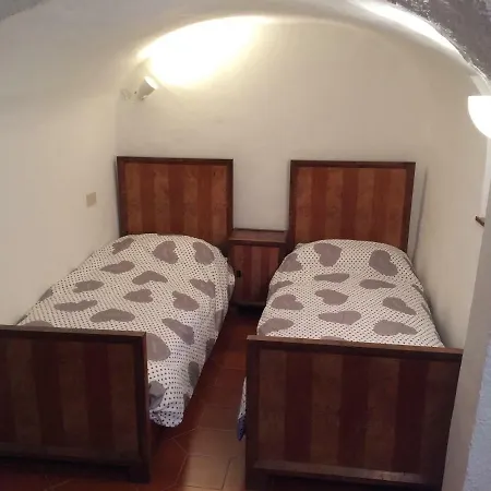 Magic Mill Castagnetoli